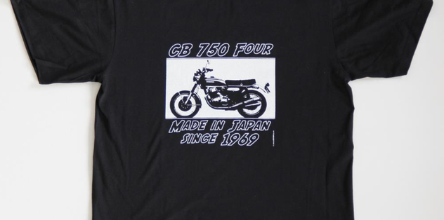 La Honda 750 CB FOUR a 45 ans et un t-shirt